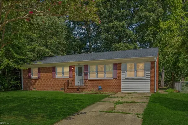 28 Colony Road, Newport News, VA 23602