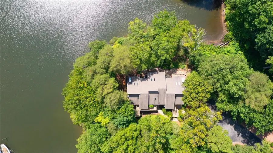 58 Villa Ridge Drive, Hartfield, VA 23071 - #2