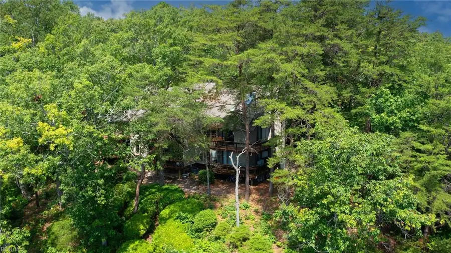 58 Villa Ridge Drive, Hartfield, VA 23071 - #3