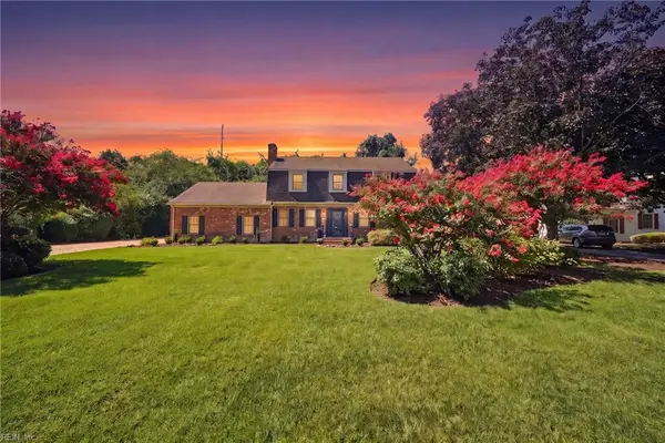 1783 Duke Of Norfolk Quay, Virginia Beach, VA 23454