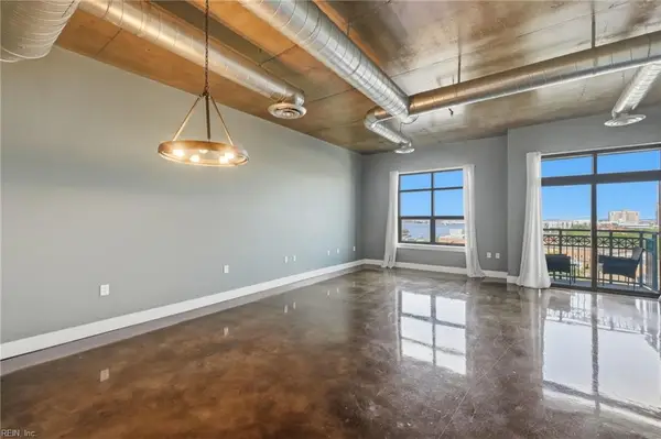 123 College Place #806, Norfolk, VA 23510