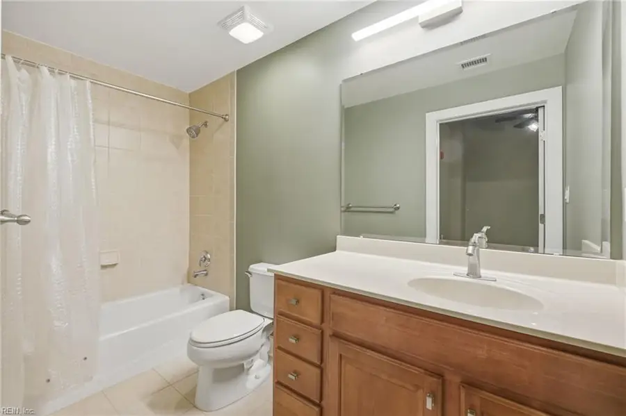 123 College Place #806, Norfolk, VA 23510 - #3