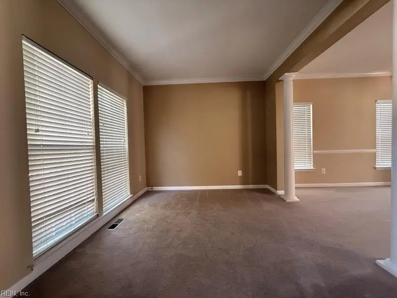 9741 Plaskett Forest Lane, Fairfax, VA 22030 - #3