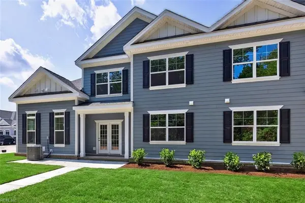 2048 Mango Street, Chesapeake, VA 23321