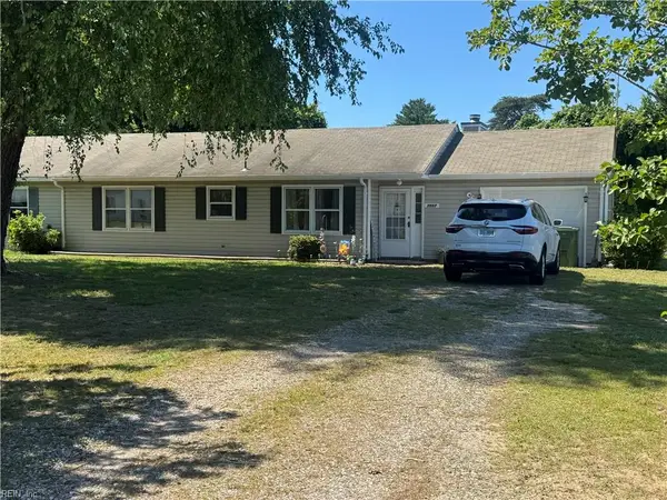 7557 Bellehaven Drive, Gloucester Point, VA 23062