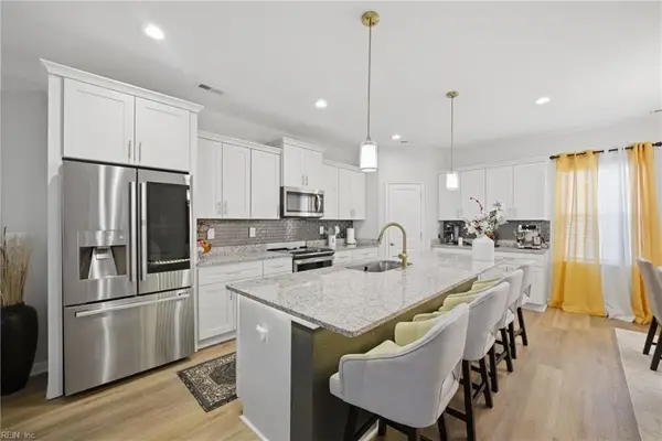 977 Hillpoint Road, Suffolk, VA 23434