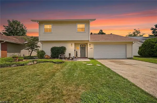 1228 Ginger Crescent, Virginia Beach, VA 23453