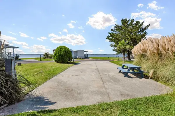 3665 Sandpiper Road #98A, Virginia Beach, VA 23456