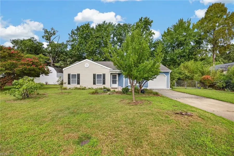 17 Stoneybrook Lane, Newport News, VA 23608 - #3