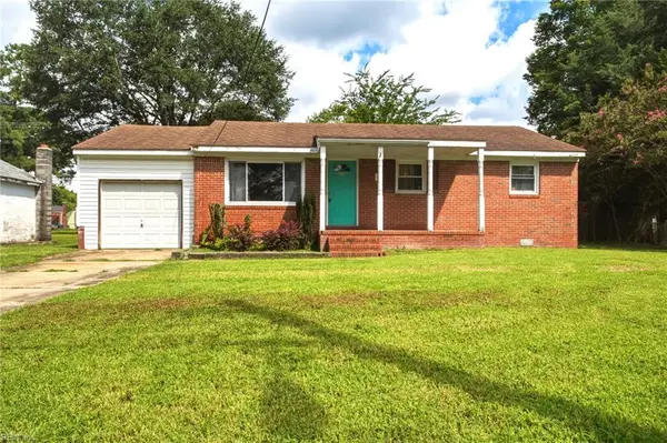 504 Plummer Drive, Chesapeake, VA 23320
