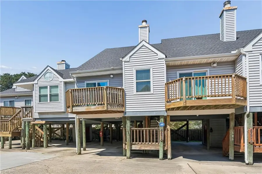 867 Little Bay Avenue #5, Norfolk, VA 23503 - #2