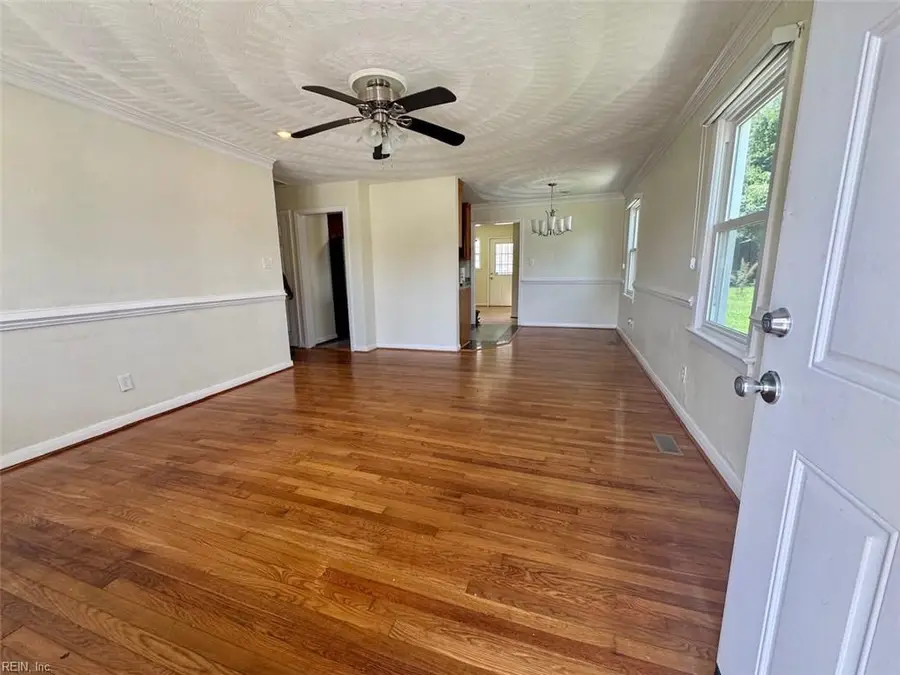 3717 Victoria Boulevard, Hampton, VA 23669 - #3