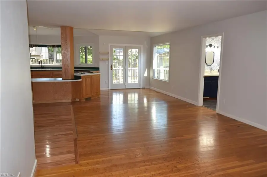 835 Isham Place, Newport News, VA 23608 - #3