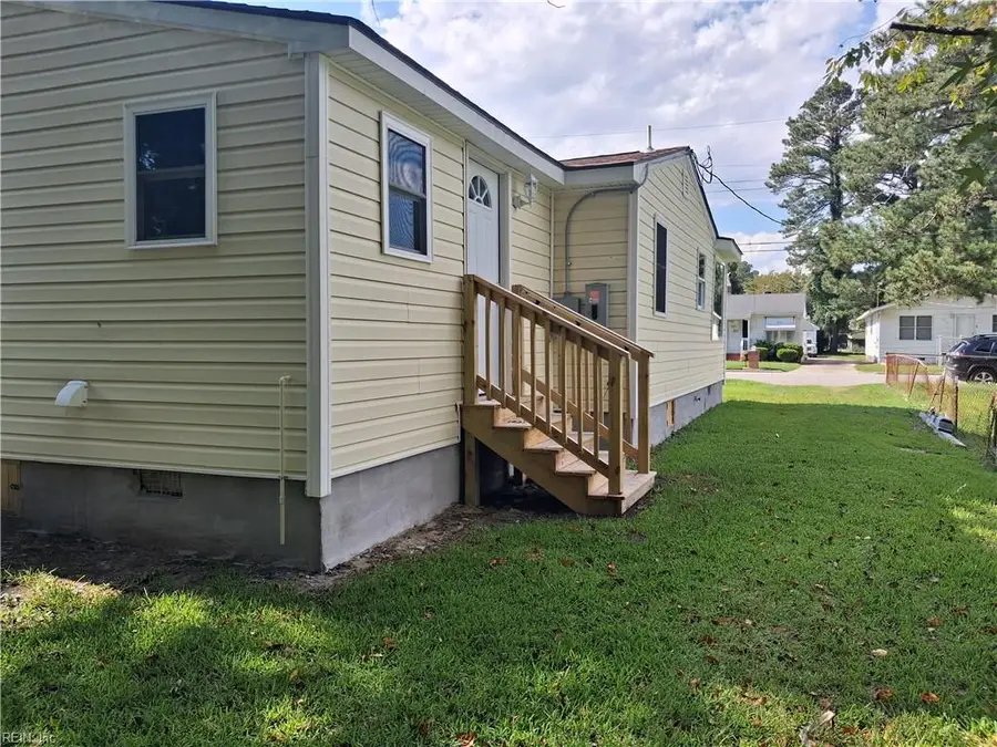 1313 Virginia Street Street, Franklin, VA 23851 - #3
