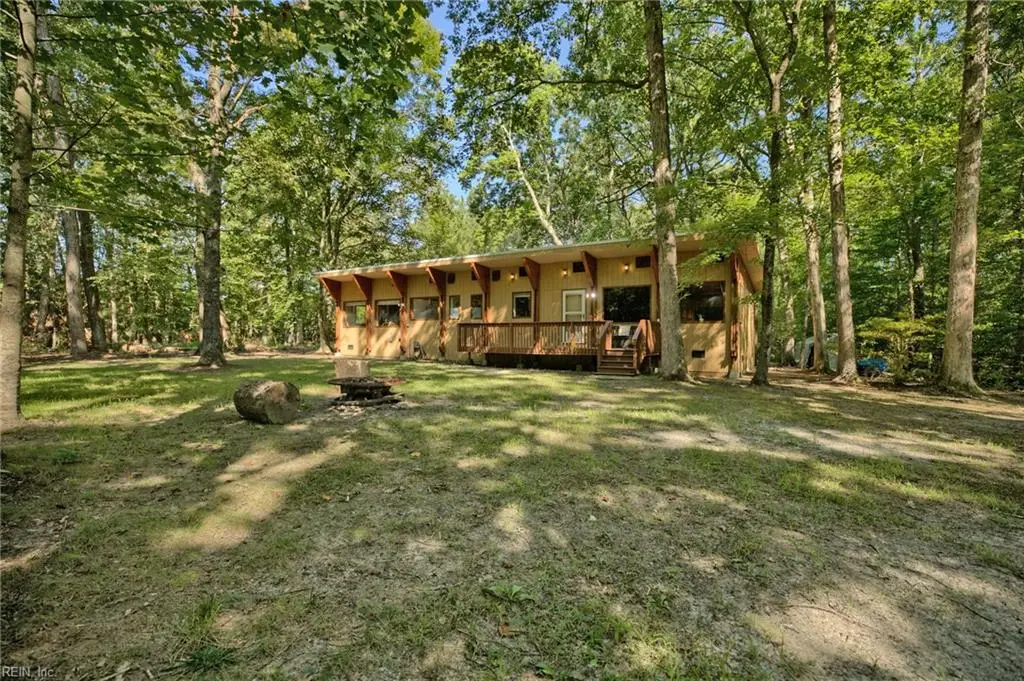 4544 Piney Swamp Road, Hayes, VA 23072 - #1