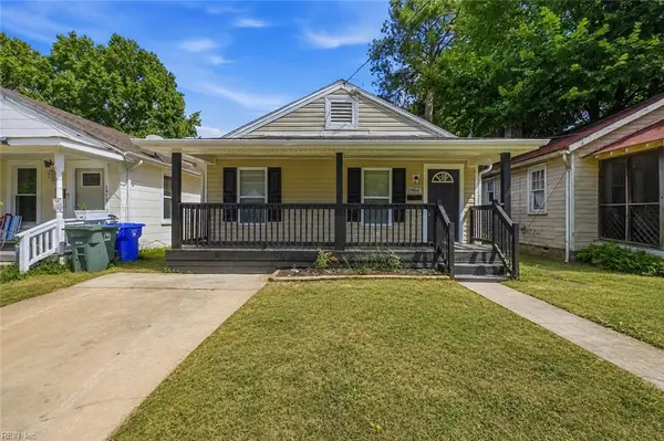 2956 Lens Avenue, Norfolk, VA 23518