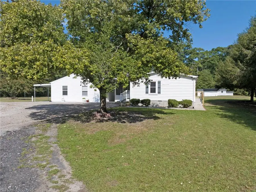 6561 Hickory Fork Road, Hayes, VA 23072 - #2