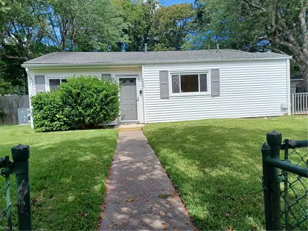 1403 Salton Drive, Chesapeake, VA 23325