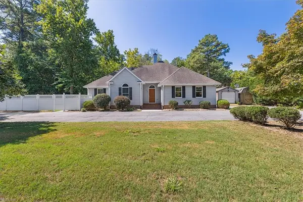 653 Kings Highway, Suffolk, VA 23432