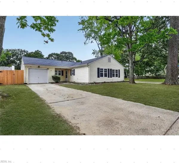 20 Sanlun Lakes Drive, Hampton, VA 23666