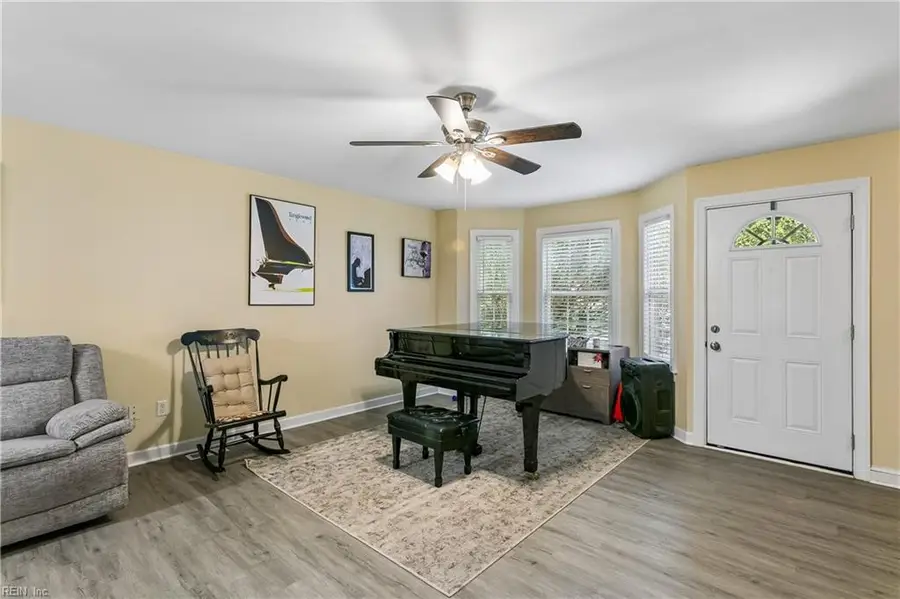 6418 Village Woods Court, Gloucester, VA 23061 - #3