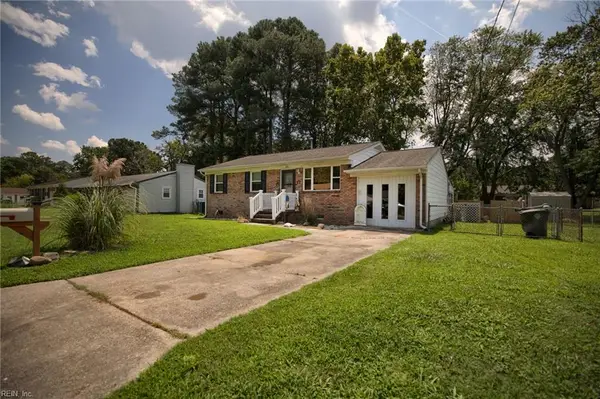 220 Larissa Drive, Newport News, VA 23601