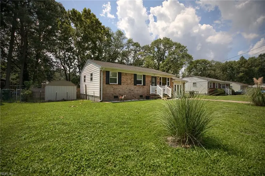220 Larissa Drive, Newport News, VA 23601 - #3