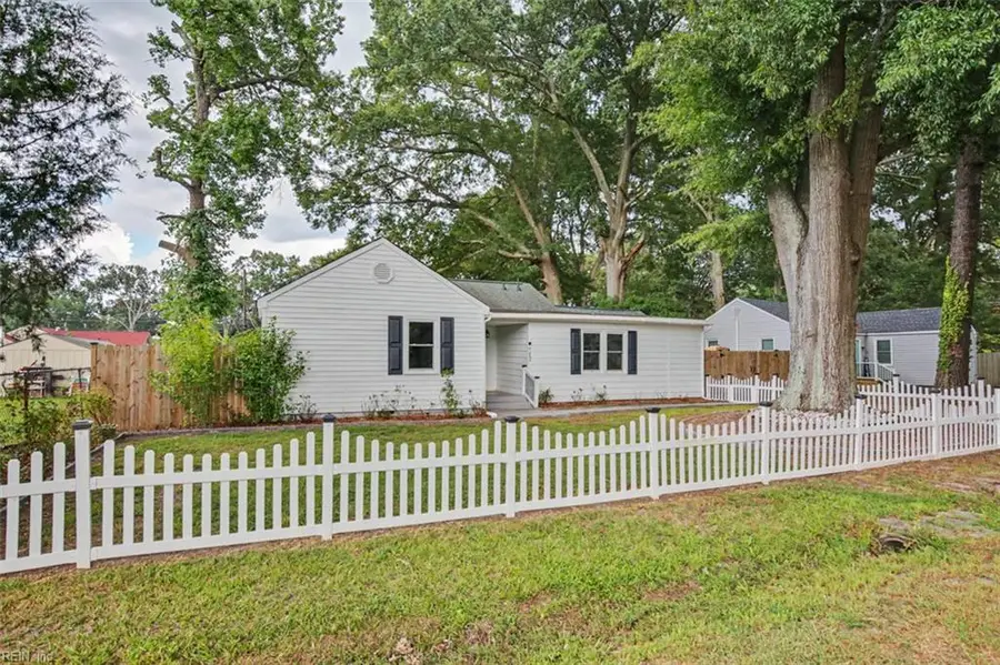 712 Paul Street, Newport News, VA 23605 - #3