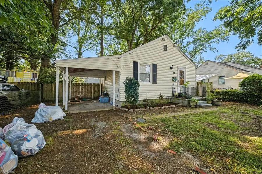 425 Lenox Avenue, Norfolk, VA 23503 - #2