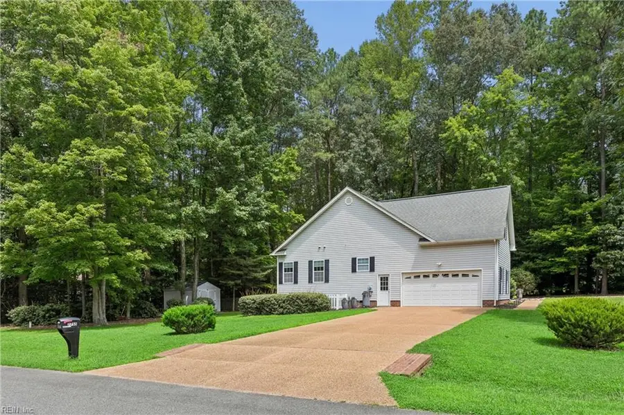 7755 Patriots Way, Gloucester, VA 23061 - #2