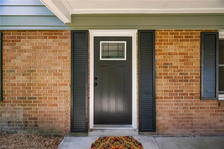 191 Coventry Road, Virginia Beach, VA 23462 - #2