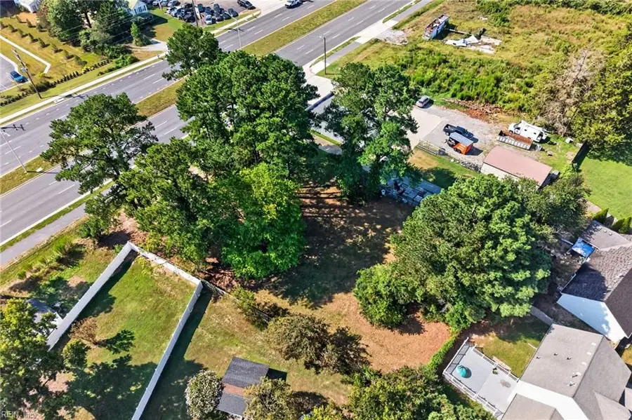 1828 Holland Road, Suffolk, VA 23434 - #2