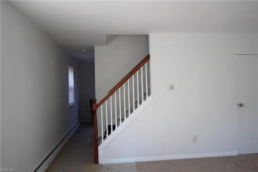 1111 Redgate Avenue, Norfolk, VA 23507 - #3