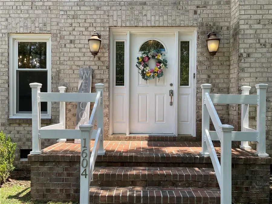 1604 Grey Friars Chase, Virginia Beach, VA 23456 - #2