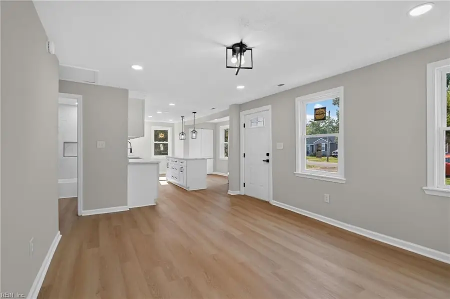 802 Paul Street, Newport News, VA 23605 - #3