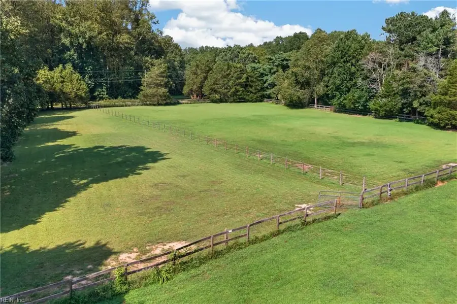 6515 Ark Road, Gloucester, VA 23061 - #2