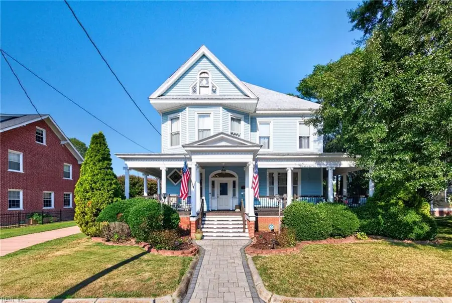 207 S Broad Street, Suffolk, VA 23434 - #2