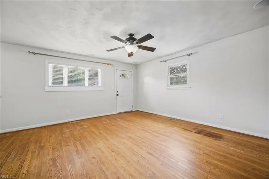 312 S Curry Street, Hampton, VA 23663 - #3
