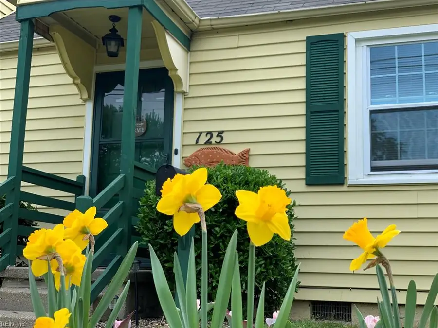 125 S Fourth Street, Hampton, VA 23664 - #2