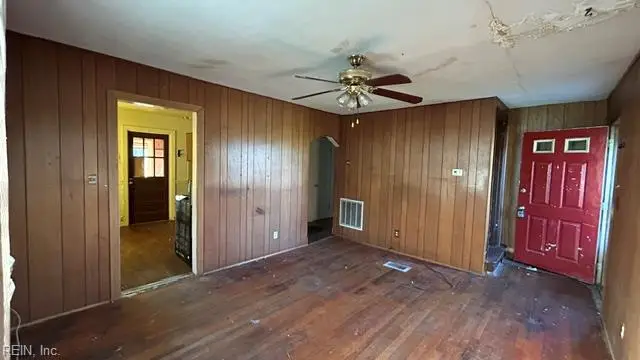 9238 Rippard Avenue, Norfolk, VA 23503 - #3