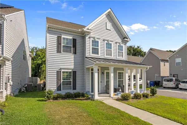 204 Goldenstar Lane, Portsmouth, VA 23701