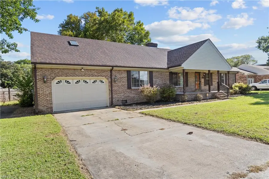 909 Portland Street, Chesapeake, VA 23324 - #3