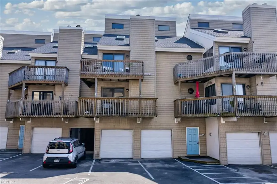 3226 E Ocean View Avenue #5, Norfolk, VA 23518 - #2