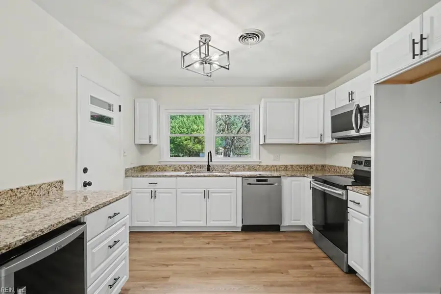 108 Hermitage Road, Newport News, VA 23606 - #2