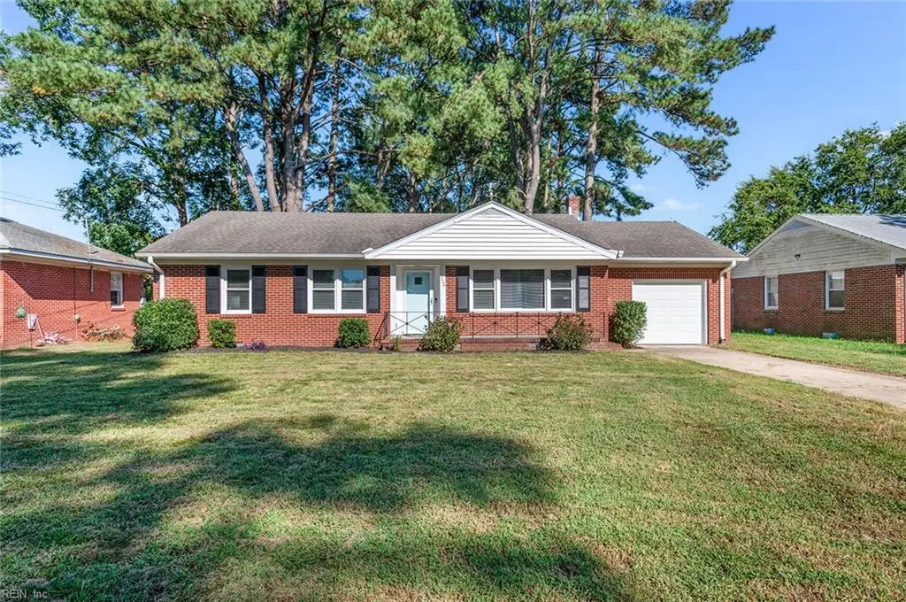 208 Jordan Drive, Smithfield, VA 23430 - #1