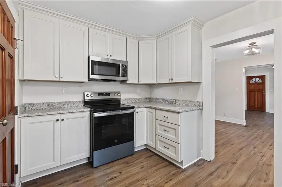 939 Hamilton Avenue, Portsmouth, VA 23707 - #2