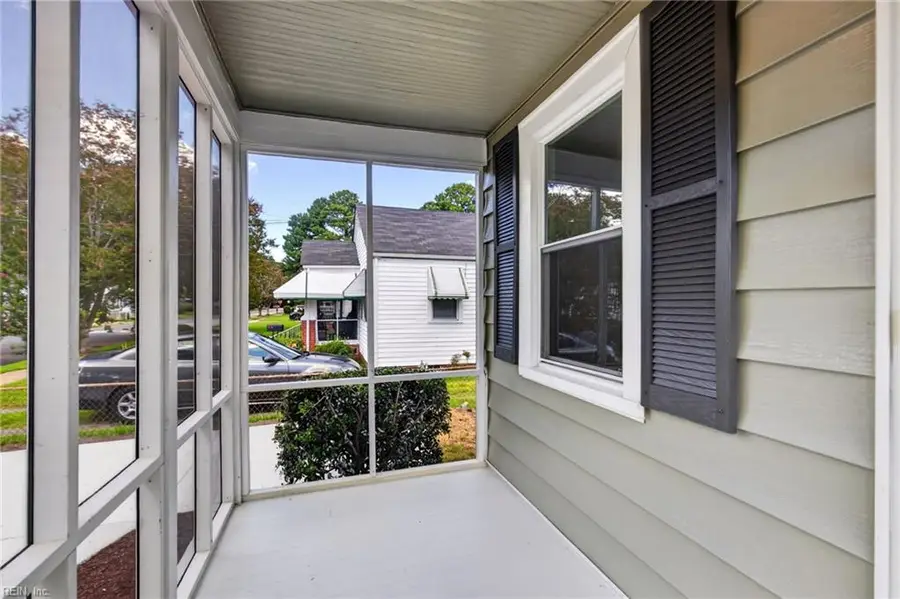 939 Hamilton Avenue, Portsmouth, VA 23707 - #3