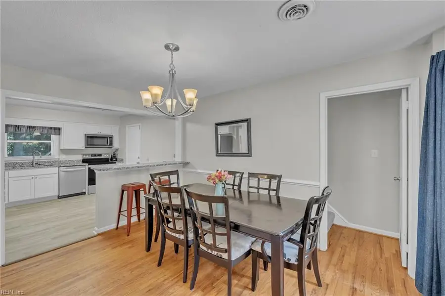 4 Hansom Drive, Poquoson, VA 23662 - #3