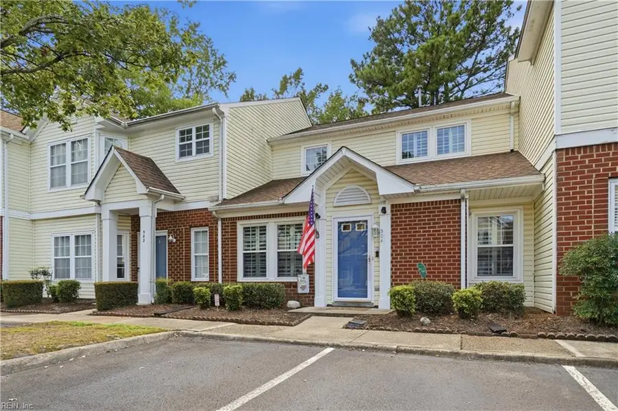 504 Tunnel Ct Court, Chesapeake, VA 23320 - #2