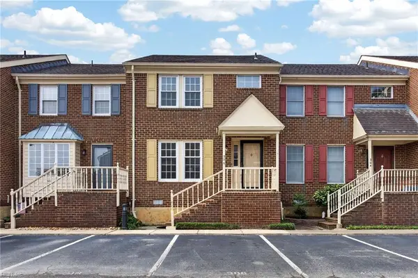 306 Worthington Square, Portsmouth, VA 23704